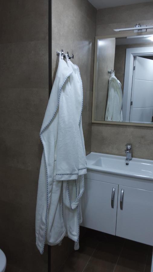 Sea Breeze In Batumi Apartment ภายนอก รูปภาพ