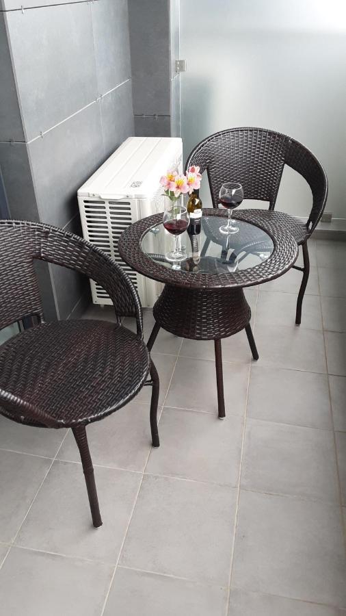 Sea Breeze In Batumi Apartment ภายนอก รูปภาพ
