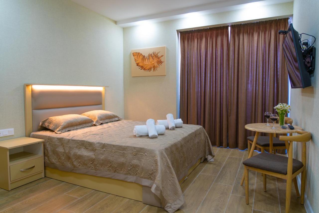 Sea Breeze In Batumi Apartment ภายนอก รูปภาพ