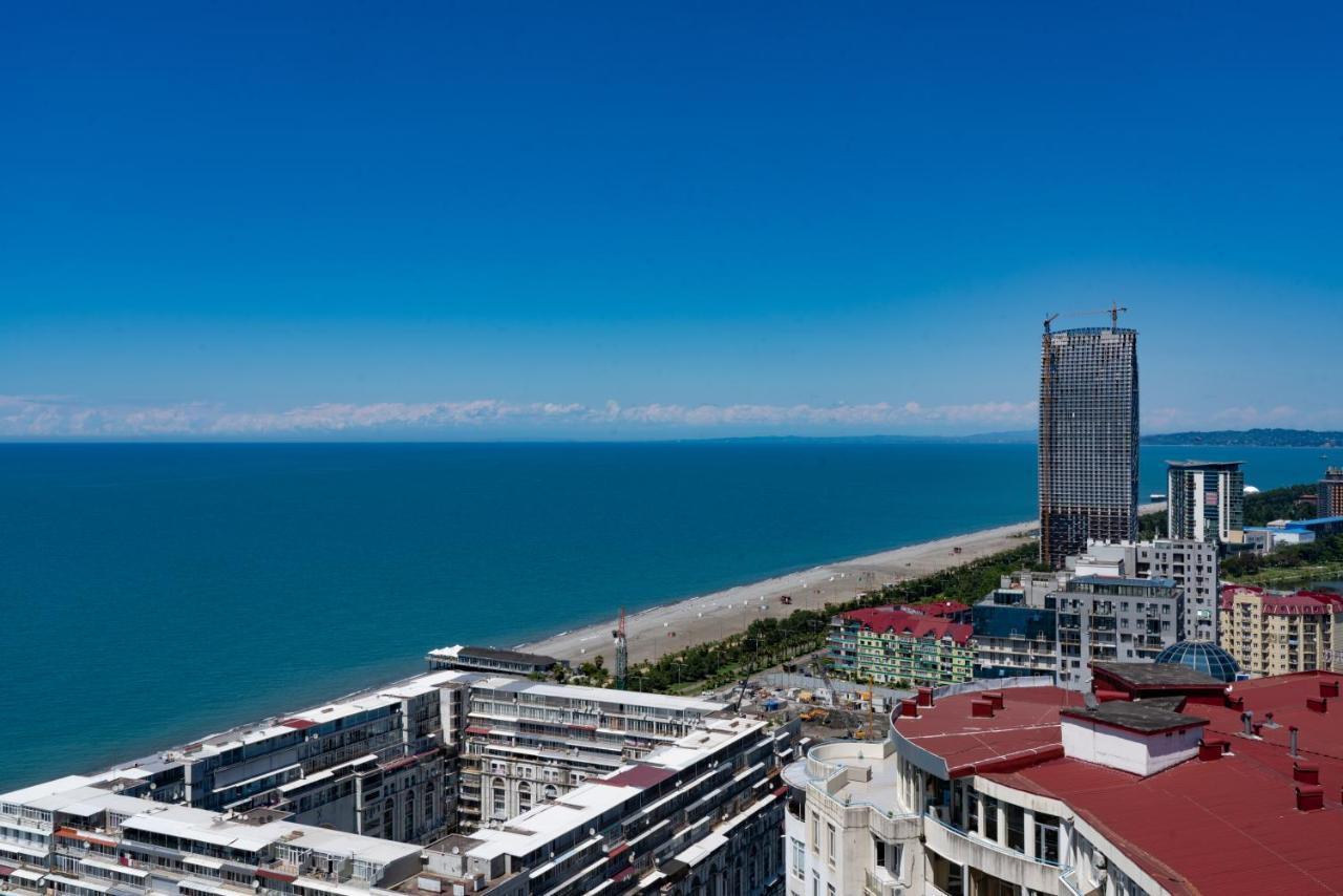 Sea Breeze In Batumi Apartment ภายนอก รูปภาพ