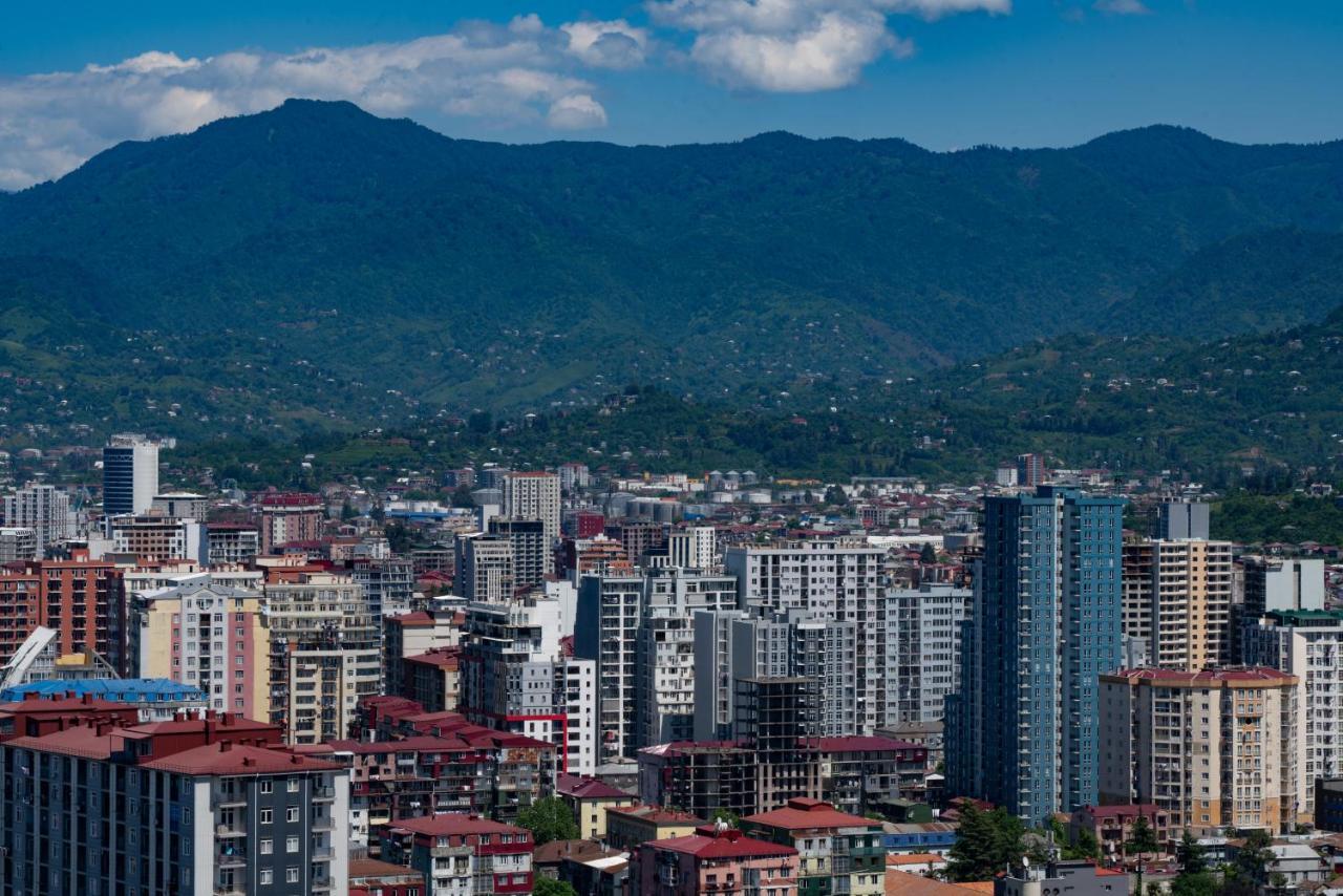 Sea Breeze In Batumi Apartment ภายนอก รูปภาพ