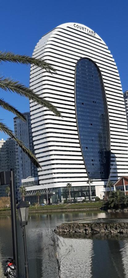 Sea Breeze In Batumi Apartment ภายนอก รูปภาพ
