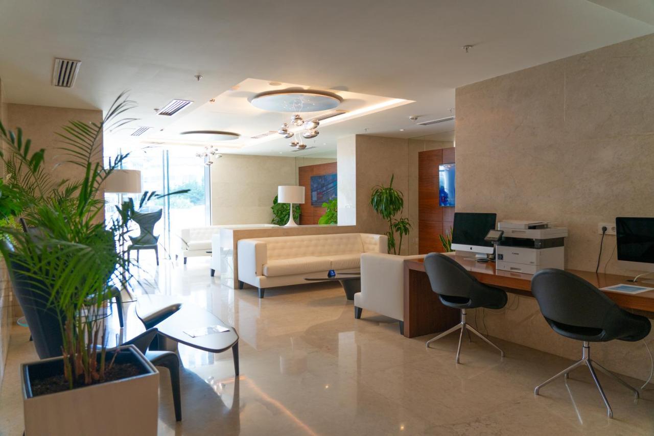 Sea Breeze In Batumi Apartment ภายนอก รูปภาพ