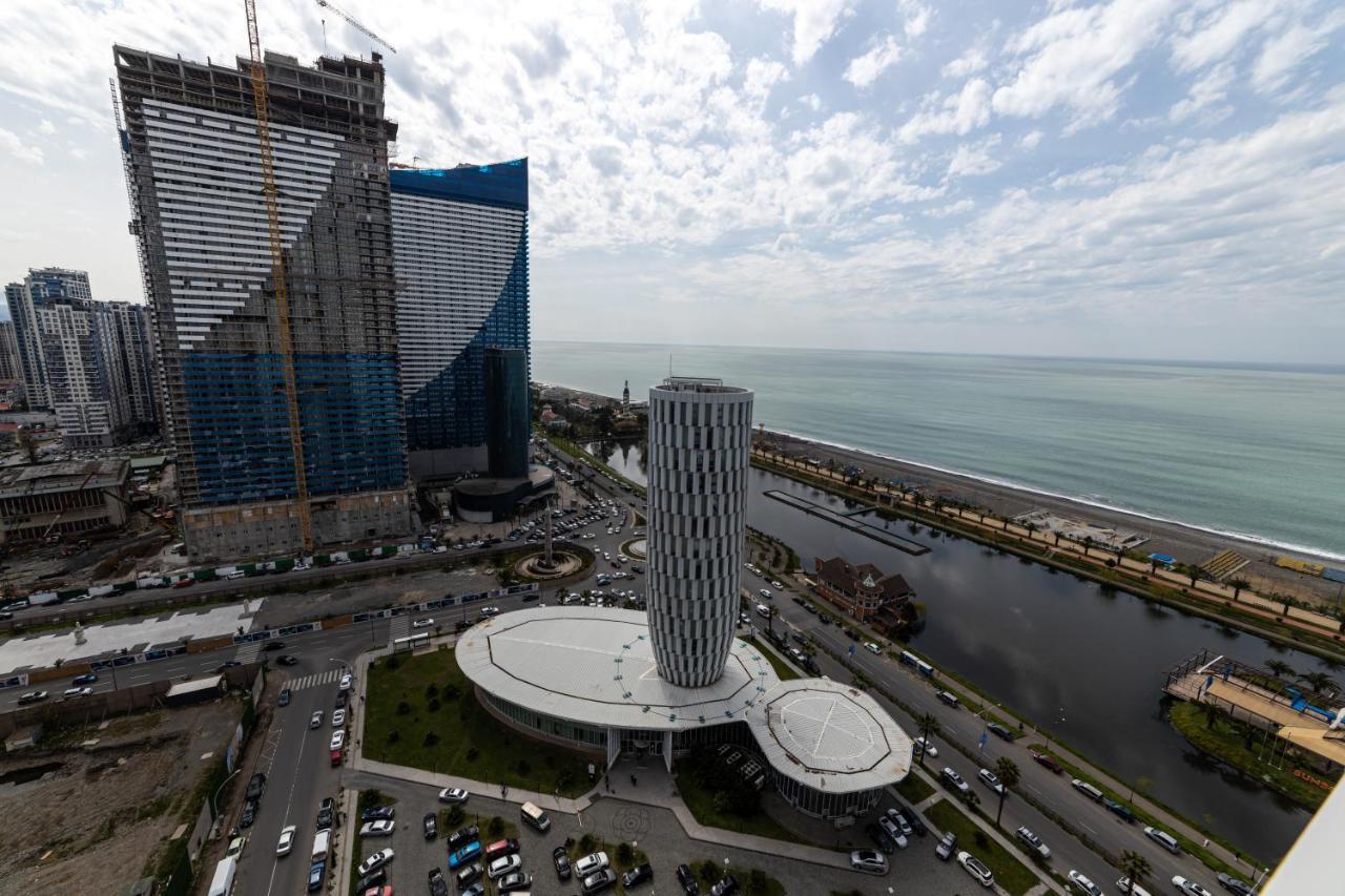 Sea Breeze In Batumi Apartment ภายนอก รูปภาพ
