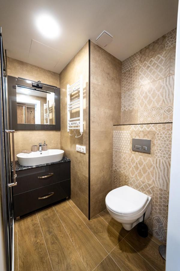 Sea Breeze In Batumi Apartment ภายนอก รูปภาพ